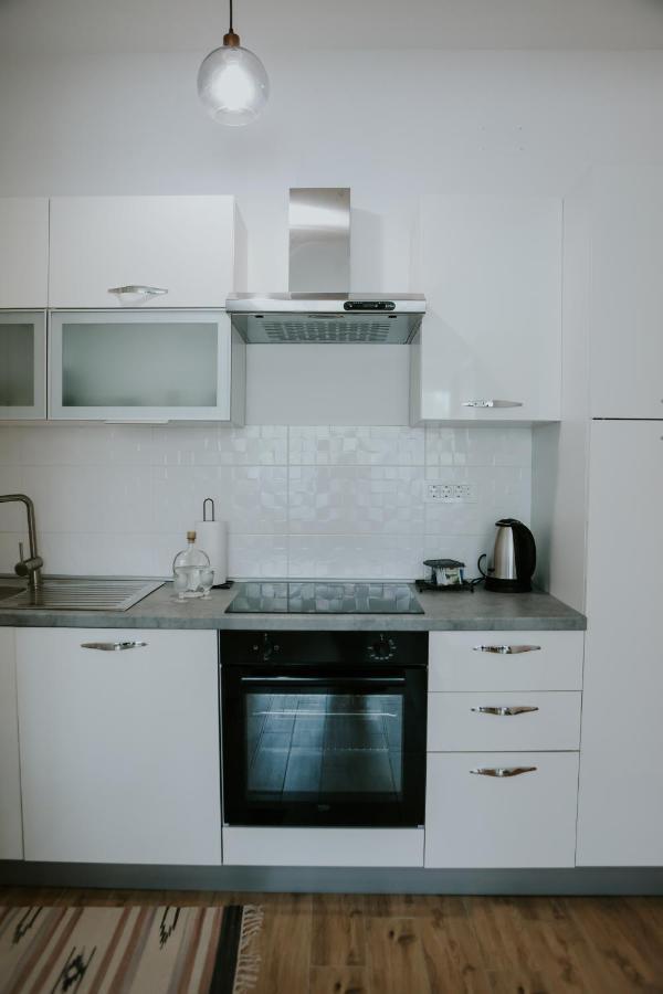Apartman Nikola Gospić Exterior foto