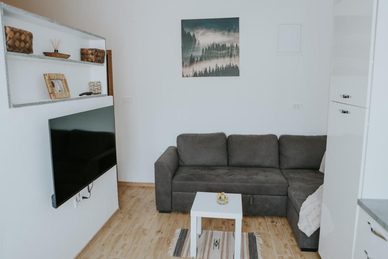 Apartman Nikola Gospić Exterior foto